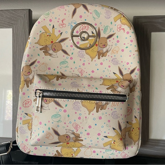 Bioworld Pokémon Pikachu and Eevee backpack - Picture 2 of 2